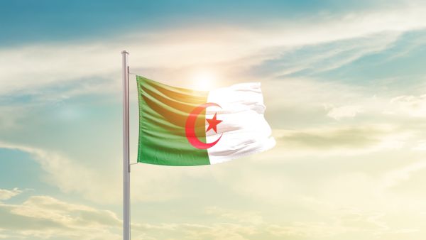 عبارات عن عيد استقلال الجزائر