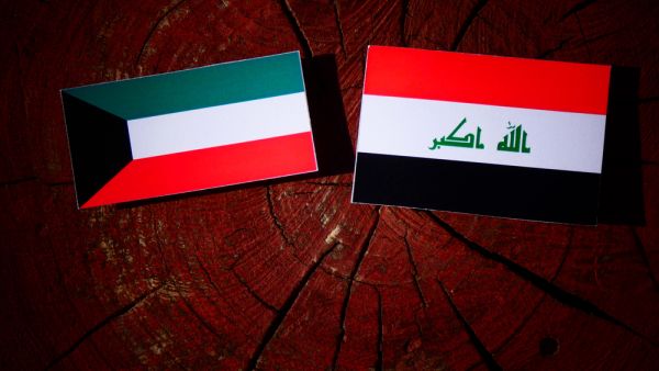 Kuwaiti-Iraqi flags