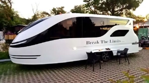 Turkish company unveils luxurious 'Amphibious' vehicle named sealvan