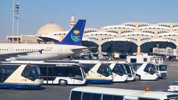 التأشيرة تطبع على ورقة متوسطة الحجم مزودة برمز الاستجابة السريعة على غرار دولة قطر وعمان 