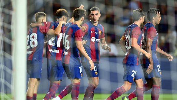 برشلونة يهزم قاديش (Photo by Pau BARRENA / AFP)