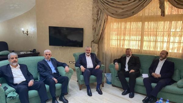 صراع المال يفتت حماس ويخرج صراعاتها الى العلن