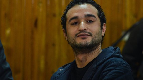 مصر: عفو رئاسي عن الناشط أحمد دومة بعدما امضى 10 سنوات في السجن