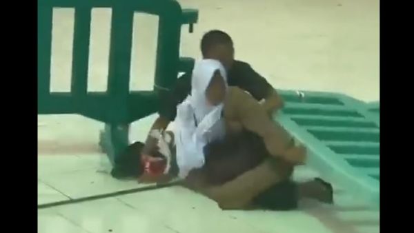 عاصفة عاتية على الحرم المكي