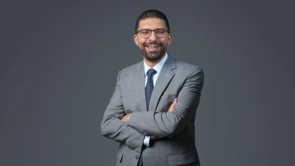 "شنايدر إلكتريك" تعيّن أحمد فطين نائباً لرئيس الشؤون التجارية لقنوات التوزيع لمواكبة نموها في الإمارات والبحرين وعُمان"شنايدر إلكتريك" تعيّن أحمد فطين نائباً لرئيس الشؤون التجارية لقنوات التوزيع لمواكبة نموها في الإمارات والبحرين وعُمان