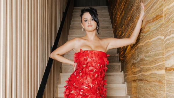 The singer and the Peaches hitmaker dated on and off for eight years