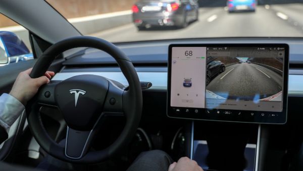 Researchers uncover vulnerability allowing unauthorized access to Tesla's entertainment systems