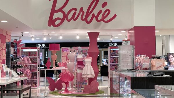 Pink tombs, Barbie movie