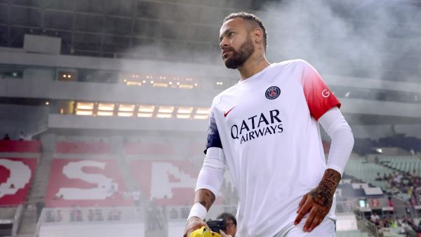 نيمار (Photo by PAUL MILLER / AFP)