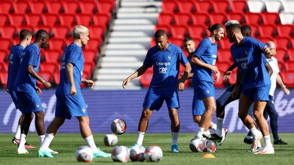 تشكيلة فرنسا المتوقعة ضد أيرلندا في تصفيات يورو 2024