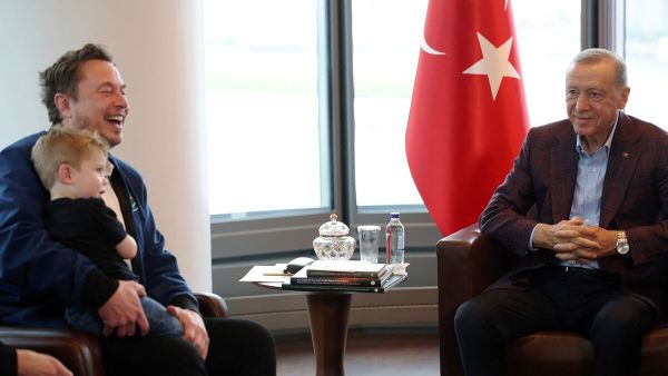  President Recep Tayyip Erdogan with Elon Musk 