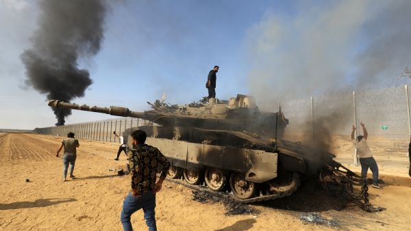 قتال جنوني واشتباكات عنيفة بكافة الأتجاهات خلال النشاط البري لقوات الجيش في غزة