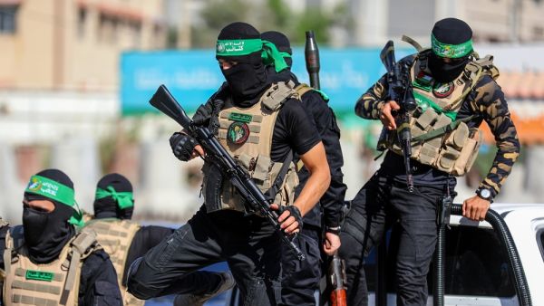 القسام تقصف تل ابيب