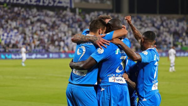 الهلال مطالب بتحقيق الفوز اليوم (Photo by Fayez Nureldine / AFP)