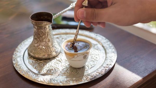 تفسير رؤية شرب القهوة في المنام