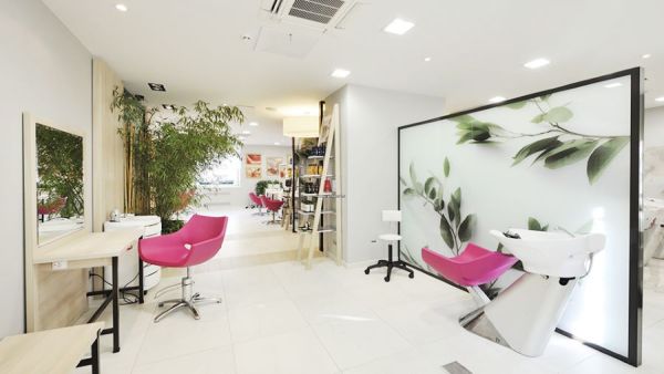 صالون نسائي بالرياض