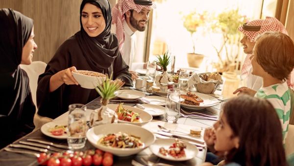 مطاعم عزيز مول في جدة