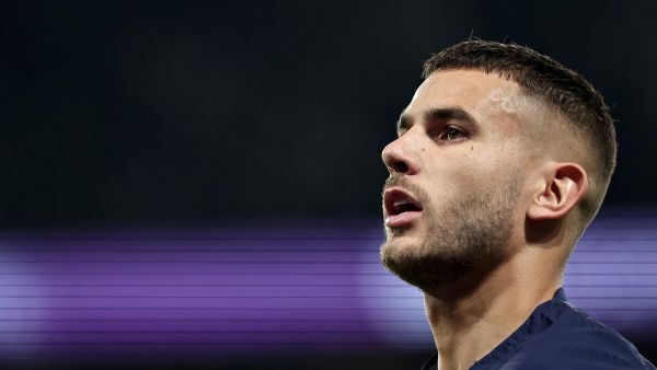 لوكاس هيرنانديز (Photo by FRANCK FIFE / AFP)