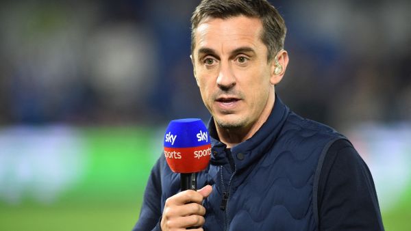 غاري نيفيل يعلق على الوضع الحالي لنادي مانشستر يونايتد
