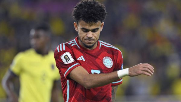 Colombia's forward Luis Diaz