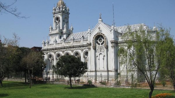 كنيسة