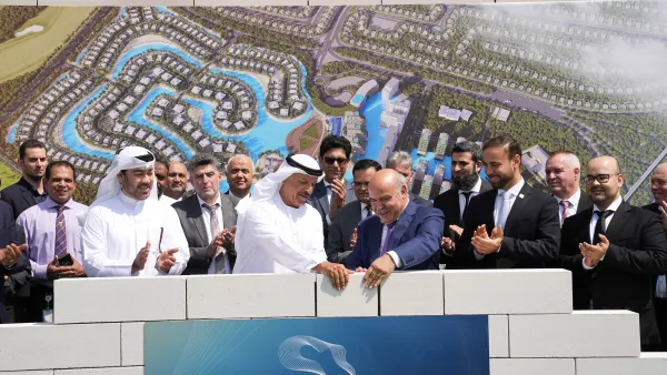 عزيزي تضع حجر الأساس لمشروع  "عزيزي ڤينيس" في دبي الجنوب