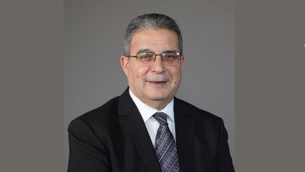 البروفيسور غسان عواد، مدير جامعة أبوظبي جامعة أبوظبي تطلق برنامج الاستدامة المعتمد "مستعدون لـمؤتمر الأطراف كوب28: دور ريادي نحو مستقبل مستدام"