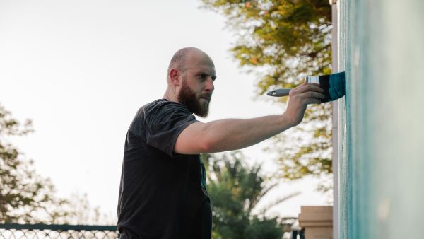 Dubai Calligraphy Biennale murals adorn Dubai's public parks