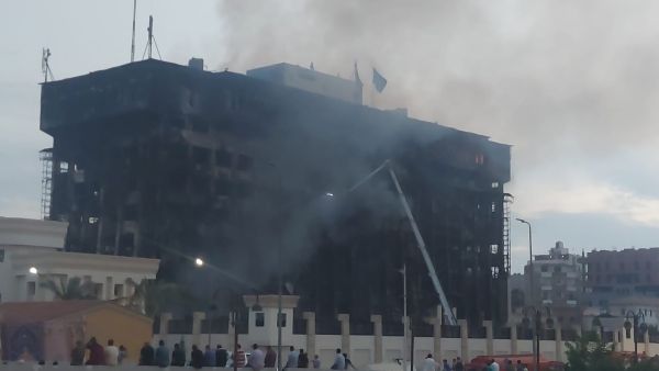 حريق هائل في مبنى مديرية أمن الإسماعيلية
