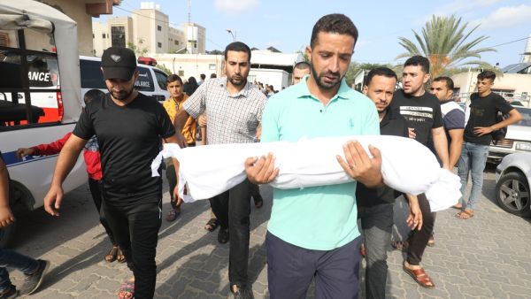 ملاحقة الفلسطينيين في القدس والاراضي المحتلة عام 48 لتفتيش هواتفهم 
