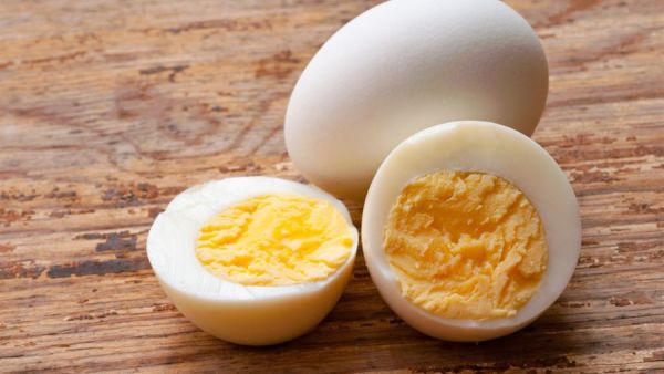 تفسير رؤية البيض المسلوق في المنام