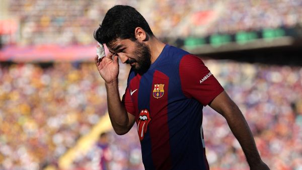 إيلكاي غوندوغان (Photo by LLUIS GENE / AFP)