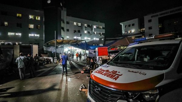 The health ministry in Gaza announced Monday that the death toll had exceeded 10,000 people. (Dawood Nemer/ AFP)