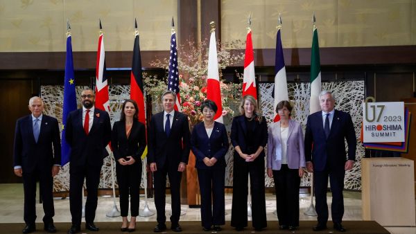G7