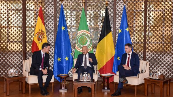 Arab League Secretary-General Ahmed Aboul Gheit meets with Spanish Prime Minister Pedro Sanchez. (AFP)