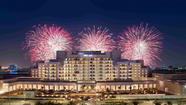 Fireworks Yas Island marks 52nd UAE Union Day with stunning fireworks display and A-list Arabic performances