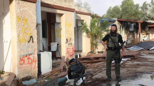 Dual explosions hit Tel Aviv