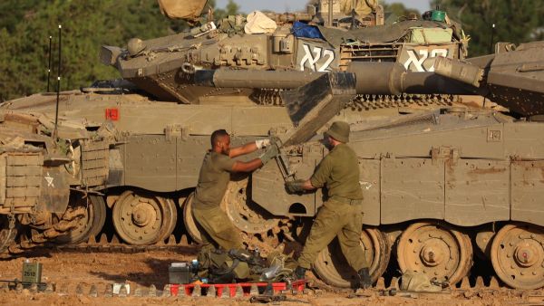 Israeli tanks