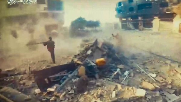 اشتباكات عنيفة في قطاع غزة