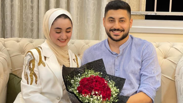 أحمد الحناوي وزوجته