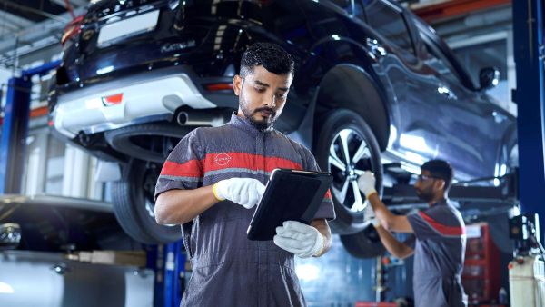 Al Masaood Automobiles wants to ensure the smoothest, safest, and most comfortable experience for all. Get your Nissan vehicles winter-ready with Al Masaood Automobiles’ free Friday check-ups