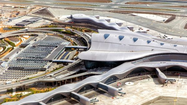 Abu Dhabi International Airport (Shutterstock)