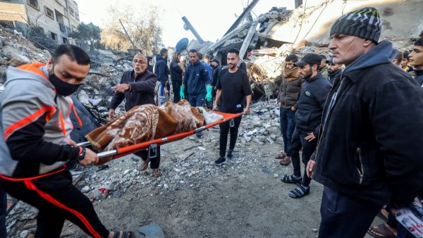  12 طفلا ما زالوا محجوزين داخل الحاضنات في مستشفى كمال عدوان