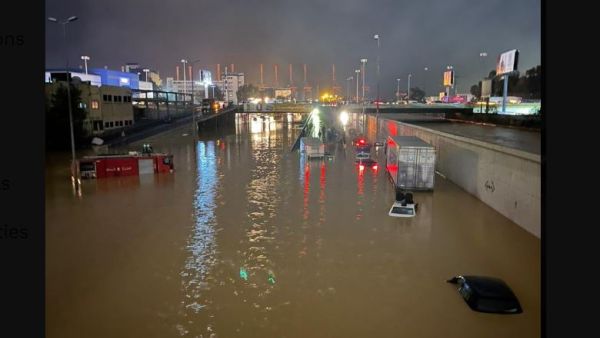 لبنان يغرق بفعل الامطار الغزيرة
