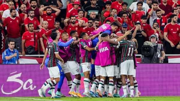 فلومينينسي إلى النهائي (Photo by Giuseppe CACACE / AFP)