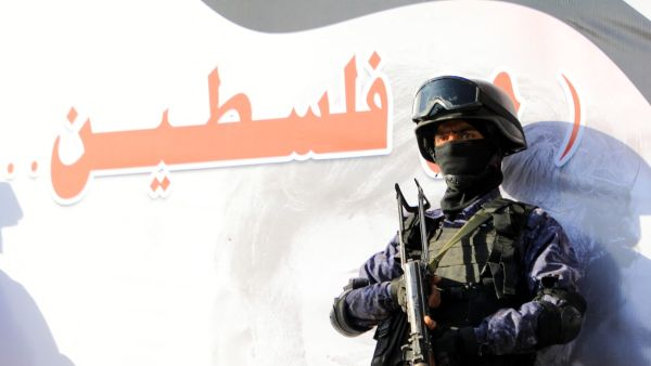 حذر المتحدث باسم القوات المسلحة اليمنية العميد يحيى سريع الولايات المتحدة من التصعيد ضد اليمن وشعبه