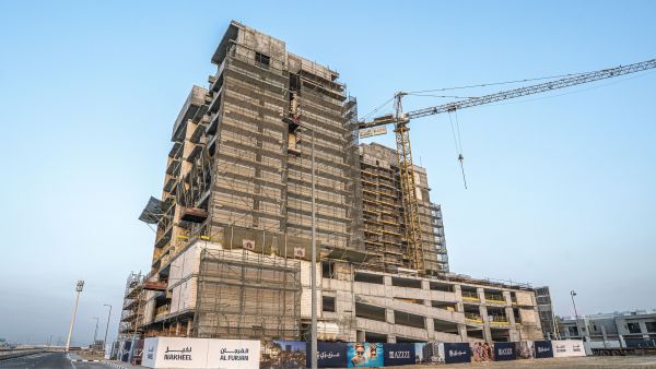 عمبر عزيزي للتطوير تتعاون مع "اكسترا كو فايبرجلاس" الإماراتيّة ضمن مشروعي "بارك أفينيو 3" و" عمبر"