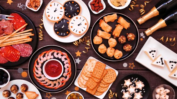 أفكار وجبات صغيرة لحفلة ليلة رأس السنة