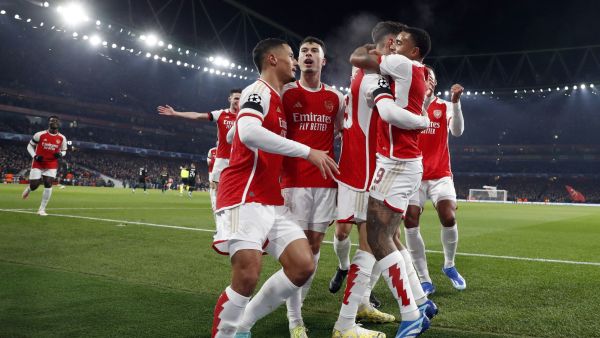 Arsenal's German midfielder #29 Kai Havertz (2R) celebrates scoring his team's first goal during the UEFA Champions League Group B football match between Arsenal and RC Lens at the Arsenal Stadium in north London on November 29, 2023. (Photo by Ian Kington / IKIMAGES / AFP)