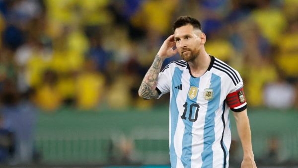 ليونيل ميسي (Photo by Daniel RAMALHO / AFP)